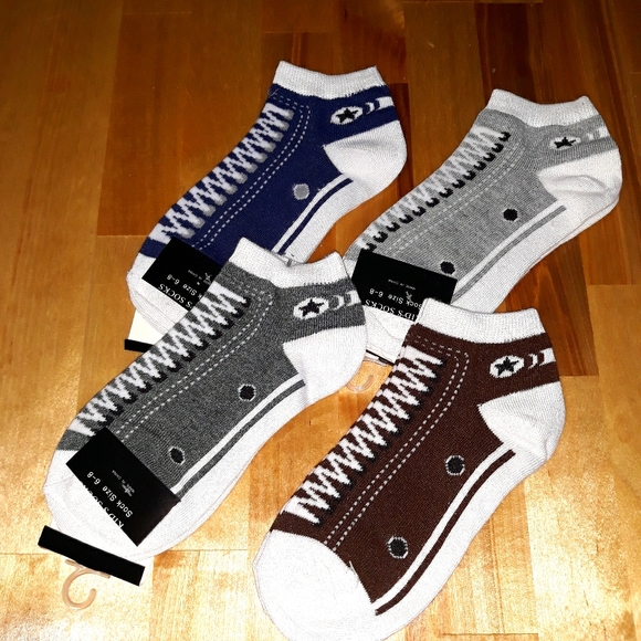 Other - 4/$15 - 4 Pairs Youth Sneaker Socks